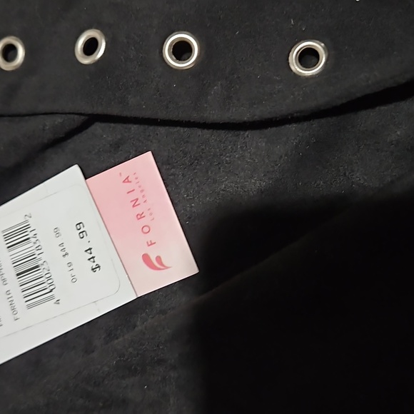 Black Fornia Studded Fringe Vest - Picture 3 of 5